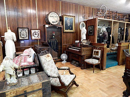 Daughters of the Utah Pioneers Museum